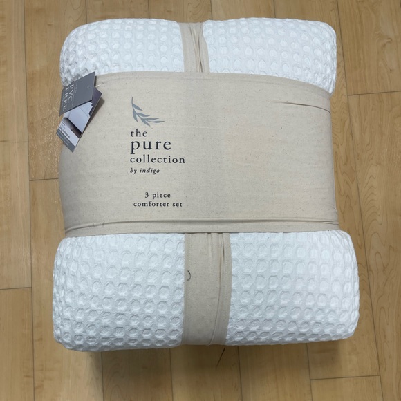 The PURE COLLECTION by Indigo
3pc Cotton Comforter Set - Picture 1 of 3